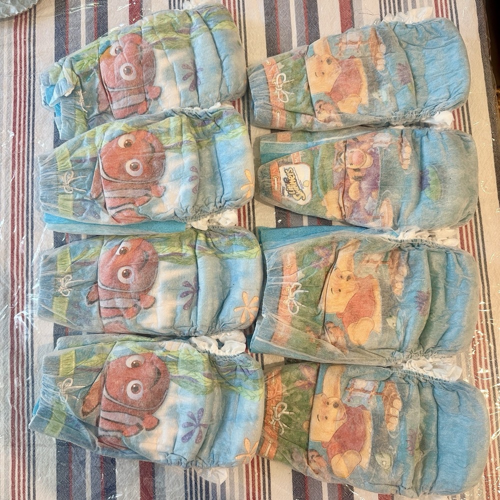 Retired‎ 2014 Nemo and Pooh Bear Little Swimmers 8 Pull-Ups Diapers Medium Rare